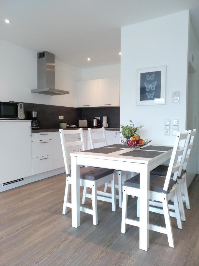 Apartment Boland Rust